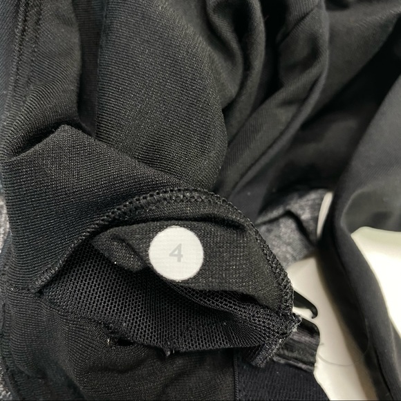 Lululemon Run Your Heart Out Tank Black Grey - Picture 6 of 6
